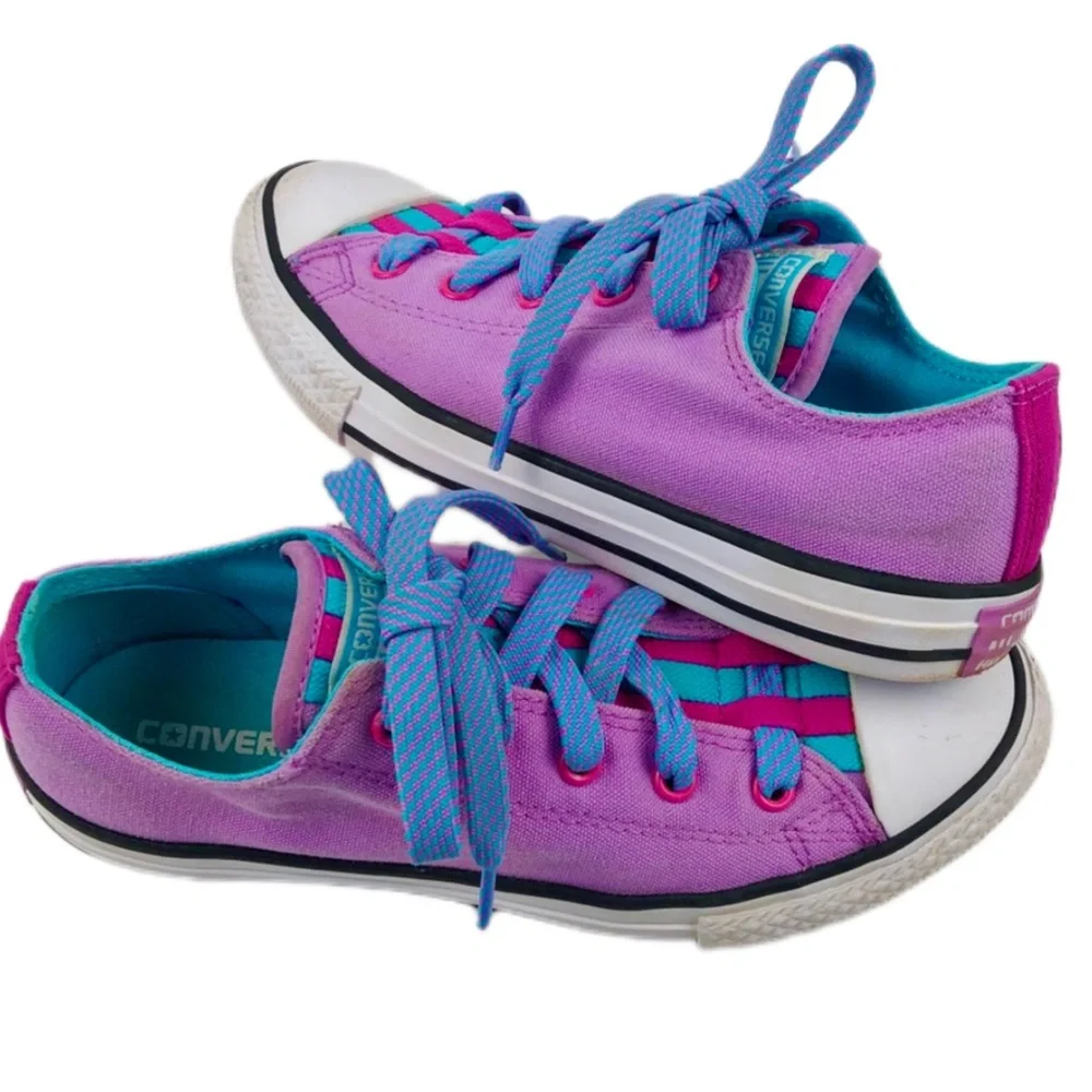 I’m Converse Juniors 3 Purple Low Top Sneakers Sz 3